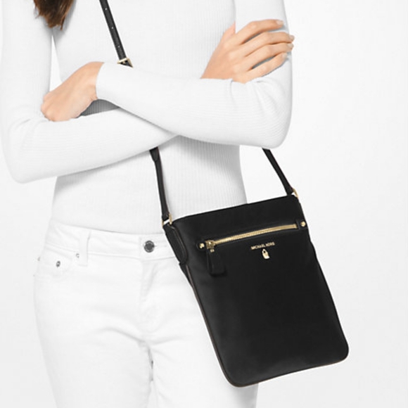 Michael Kors Kelsey Large Nylon Crossbody Black - Picture 2 of 2
